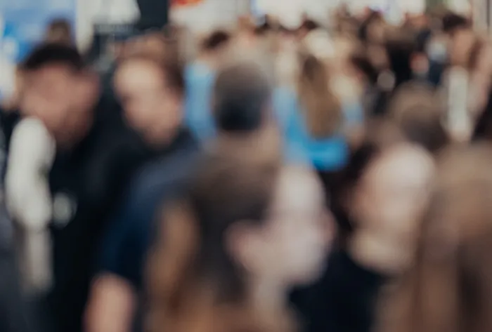 Hogyan kezeljem, ha nyilvános helyen idegesítenek mások?